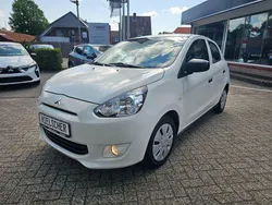 Weiß Gebraucht 2016 Mitsubishi Space Star Diamant Edition Kleinwagen | 5.400 € (Etwas zu teuer)