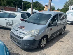 Grau Gebraucht 2010 Citroën Berlingo Van / Kleinbus | 3.200 € (Fairer Preis)
