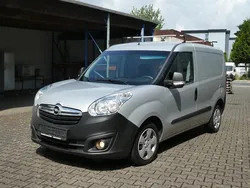 Silber Gebraucht 2017 Opel Combo Van / Kleinbus | 6.500 € (Etwas zu teuer)
