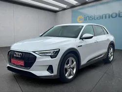 Weiß Gebraucht 2023 Audi e-tron Advanced SUV | 37.449 € (Guter Preis)