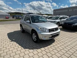 Silber Gebraucht 2005 Toyota RAV4 Basis SUV | 4.990 € (Guter Preis)