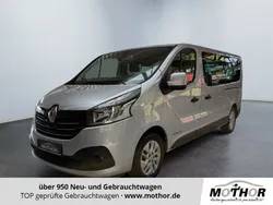 Platingrau Gebraucht 2018 Renault Trafic Expression Van | 27.040 €