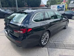Black sapphire metallic Gebraucht 2022 BMW 530 Sport Line Kombi | 41.900 € (Fairer Preis)