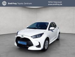 Weiß Neu 2025 Toyota Yaris Business Edition Limousine | 23.090 € (Fairer Preis)