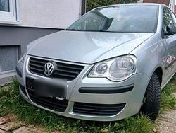 Silber Gebraucht 2005 VW Polo Trendline Limousine | 699 € (Superpreis)