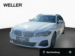 Mineralweiß (weiß) Gebraucht 2021 BMW 318 M Sport Kombi | 25.970 € (Guter Preis)