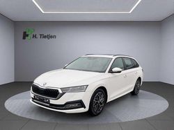 Weiß weiß Gebraucht 2021 Skoda Octavia G-TEC First Edition Kombi | 22.390 € (Teuer)