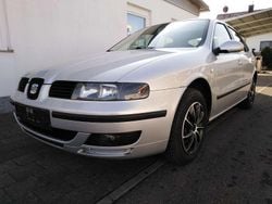 Silber Gebraucht 2004 Seat Leon Stella Limousine | 950 € (Guter Preis)