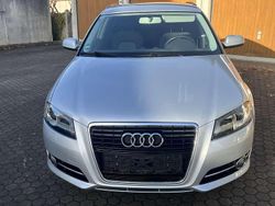 Silber Gebraucht 2012 Audi A3 Sportback Ambition Kombi | 8.300 € (Fairer Preis)