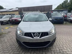 Silber Gebraucht 2012 Nissan Qashqai +2 Tekna SUV | 7.999 € (Fairer Preis)