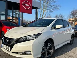 Weiß Gebraucht 2021 Nissan Leaf N-Connecta Kleinwagen | 16.490 € (Fairer Preis)