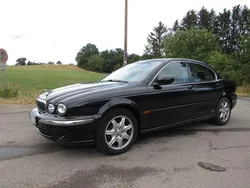 Schwarz Gebraucht 2001 Jaguar X-type Limousine | 1.499 €