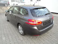 Grau Gebraucht 2020 Peugeot 308 Limousine | 8.686 € (Guter Preis)