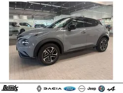 Ceramic grey/dach in black met Gebraucht 2024 Nissan Juke N-Connecta SUV | 22.880 € (Fairer Preis)