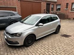 Silber Gebraucht 2017 VW Polo Comfortline Kleinwagen | 9.500 € (Guter Preis)