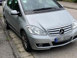 Silber Gebraucht 2011 Mercedes A160 Avantgarde Limousine | 4.350 € (Etwas zu teuer)