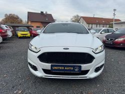 Weiß Gebraucht 2018 Ford Mondeo ST-Line Limousine | 17.999 € (Teuer)