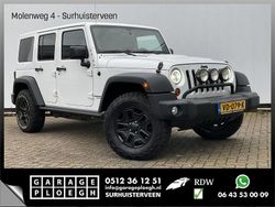 Weiß Gebraucht 2013 Jeep Wrangler Sport SUV | 30.129 €