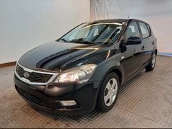 Schwarz Gebraucht 2010 Kia Ceed Kleinwagen | 3.495 € (Fairer Preis)