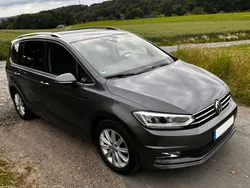 Grau Gebraucht 2016 VW Touran Highline Van / Kleinbus | 17.700 € (Guter Preis)