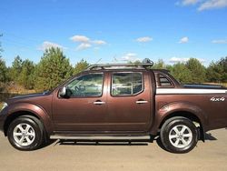 Braun Gebraucht 2009 Nissan Navara Platinum Abholung | 12.000 € (Etwas zu teuer)