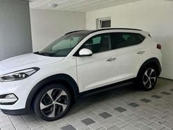Weiß Gebraucht 2015 Hyundai Tucson Premium SUV | 16.500 € (Fairer Preis)