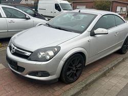 Silber Gebraucht 2007 Opel Astra Cabriolet Cosmo Cabrio | 950 € (Guter Preis)