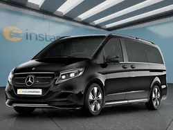 Schwarz Gebraucht 2024 Mercedes EQV300 Van / Kleinbus | 61.449 €