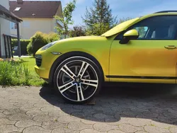 Schwarz Gebraucht 2012 Porsche Cayenne SUV | 18.900 € (Fairer Preis)