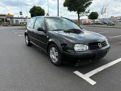 Schwarz Gebraucht 2001 VW Golf IV Kleinwagen | 2.500 € (Fairer Preis)