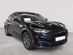 Absolute black Gebraucht 2022 Ford Mustang Mach-E SUV | 26.390 € (Superpreis)