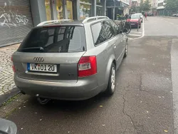 Grau Gebraucht 2004 Audi A4 Kombi | 1.499 € (Guter Preis)