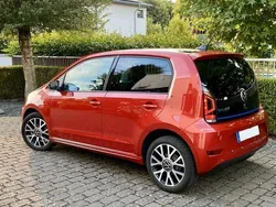 Rot Gebraucht 2021 VW e-up! Style Kleinwagen | 17.344 € (Teuer)