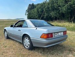 Silber Gebraucht 1993 Mercedes SL320 Cabrio | 14.400 €