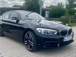 Schwarz Gebraucht 2019 BMW 118 Kleinwagen | 16.990 € (Guter Preis)