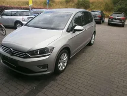 Tungsten silver metallic Gebraucht 2015 VW Golf Sportsvan Comfortline Van / Kleinbus | 7.900 € (Guter Preis)