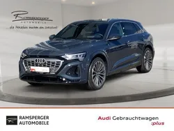 Blau (plasmablau metallic) Gebraucht 2023 Audi Q8 e-tron S-Line SUV | 61.880 € (Guter Preis)