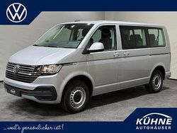 Silber, Gebraucht 2023 VW Caravelle Comfortline Van / Kleinbus | 44.980 € (Etwas zu teuer)