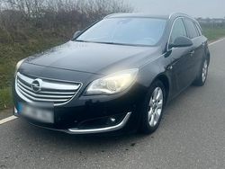 Schwarz Gebraucht 2015 Opel Insignia Eco Kombi | 6.499 € (Teuer)