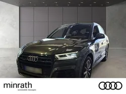 Grau Gebraucht 2020 Audi Q5 Sport SUV | 38.980 € (Etwas zu teuer)