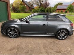 Grau Gebraucht 2013 Audi S3 Ambiente Limousine | 22.000 € (Fairer Preis)