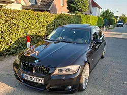 Schwarz Gebraucht 2009 BMW 325 Performance Limousine | 8.200 € (Fairer Preis)