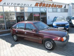 Violett Gebraucht 1988 Opel Kadett Limousine | 3.300 €