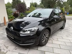 Schwarz (metallic) Gebraucht 2016 VW Golf VII Allstar Limousine | 11.999 € (Guter Preis)