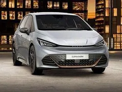 Silber Neu 2025 Cupra Born Kleinwagen | 37.566 € (Superpreis)