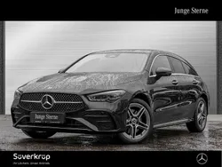 Schwarz Gebraucht 2024 Mercedes CLA250e Shooting Brake AMG Kombi | 34.625 € (Guter Preis)