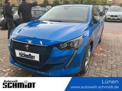 Vertigo blau perleffekt Gebraucht 2022 Peugeot e-208 Active Kleinwagen | 17.690 € (Guter Preis)