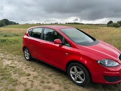 Rot Gebraucht 2009 Seat Altea Van / Kleinbus | 5.000 € (Fairer Preis)