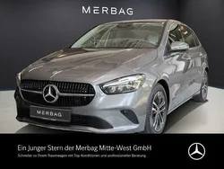 Lack mountaingrau Gebraucht 2024 Mercedes B180 Progressive Van / Kleinbus | 32.450 € (Fairer Preis)