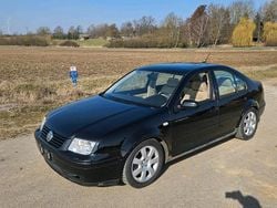 Schwarz Gebraucht 2000 VW Bora Limousine | 2.490 € (Superpreis)